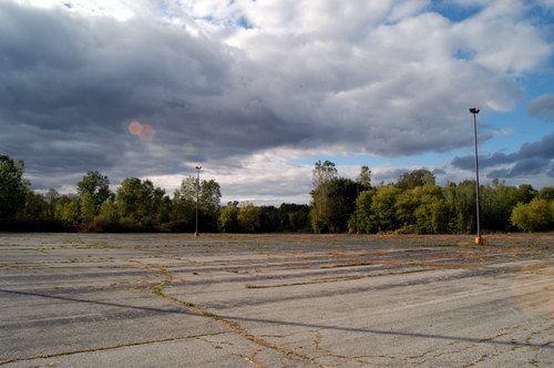 Towne Cinemas - Recent Pic (newer photo)